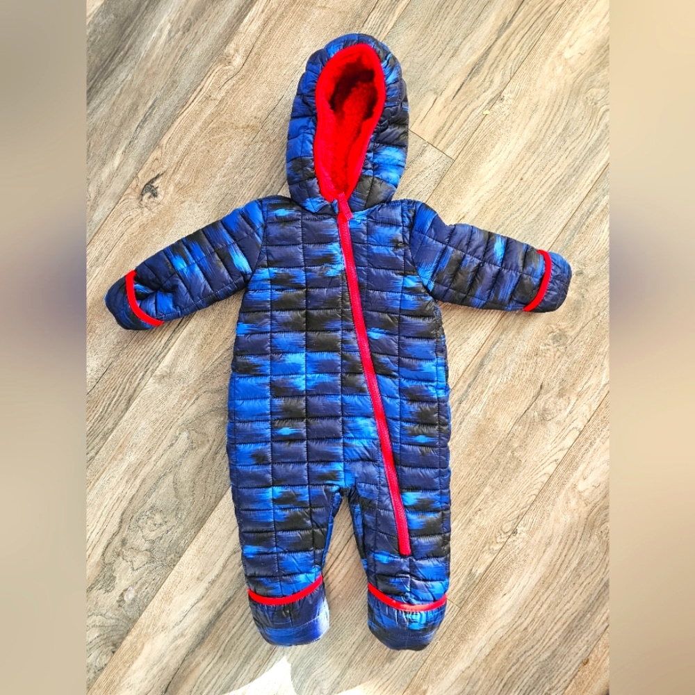Snozu suit